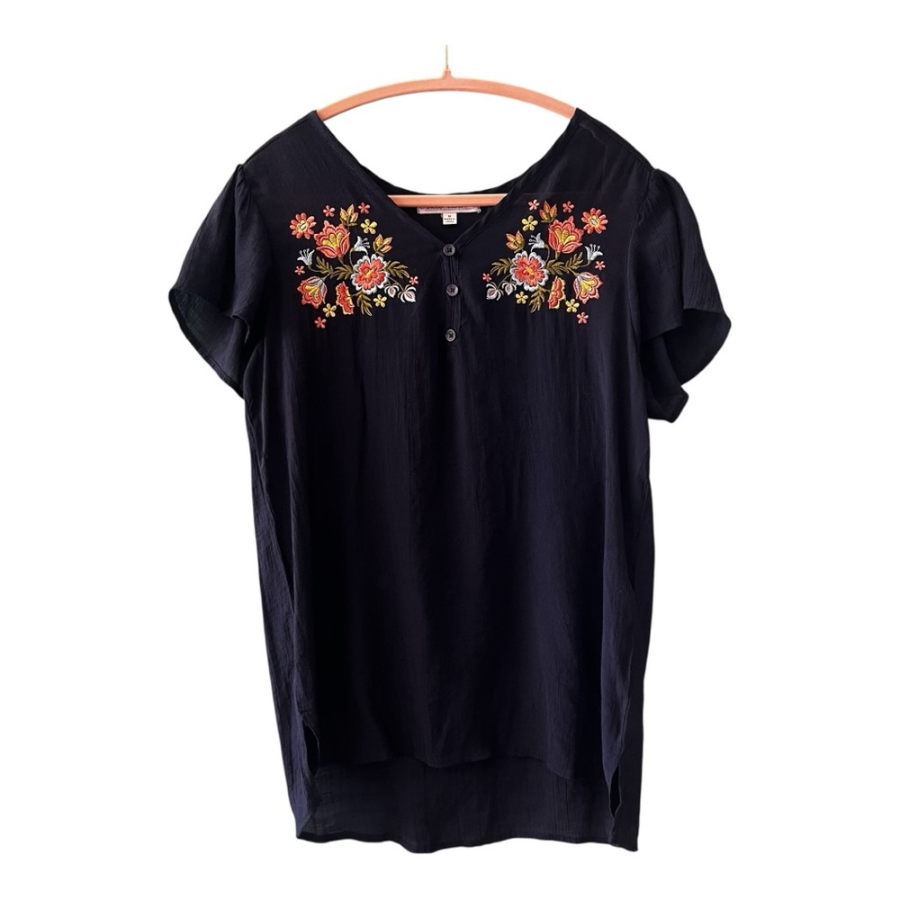 Sweet Violet Blue Floral Embroidered Blouse Medium